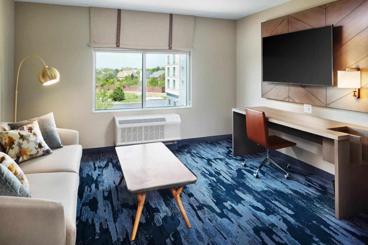 Fairfield Inn & Suites By Marriott Louisville Northeast Екстер'єр фото