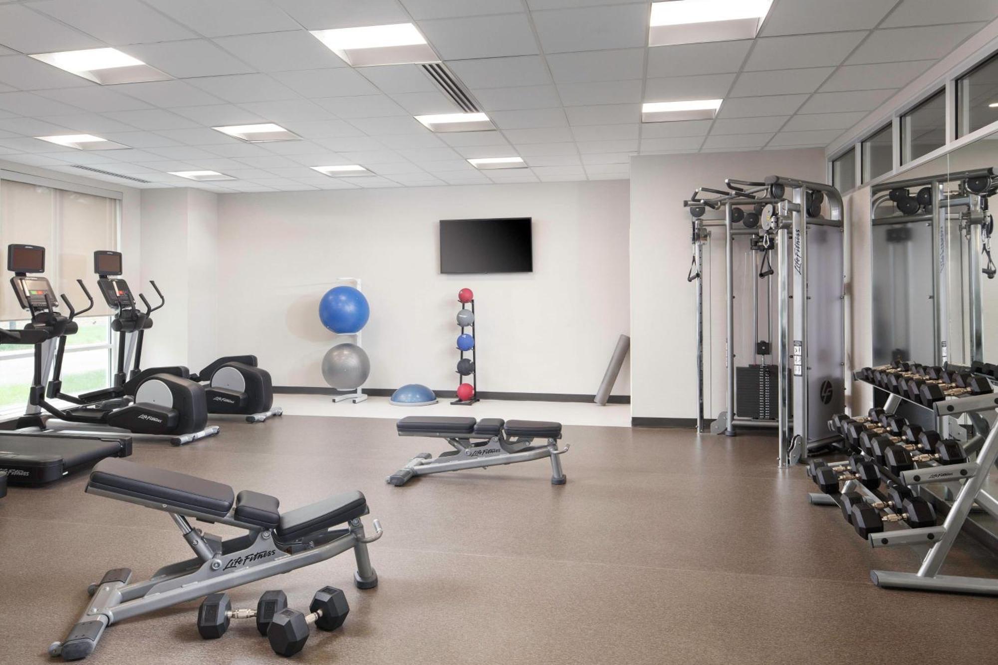 Fairfield Inn & Suites By Marriott Louisville Northeast Екстер'єр фото